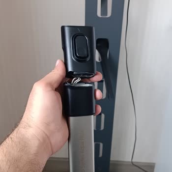 Philips Kablosuz Süpürge Motor Parçası Kırıldı Ve Garanti İstiyorum
