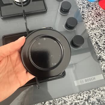 Bosch C.P31 Cam Ankastre Ocak Göz Kapaklarındaki Beyaz Lekeler: Üretim Hatası