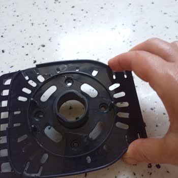 Raks Vantilatör Motor Koruma Kapağı Kırık: Garanti Kapsamında Ücretsiz Değişim Talebi