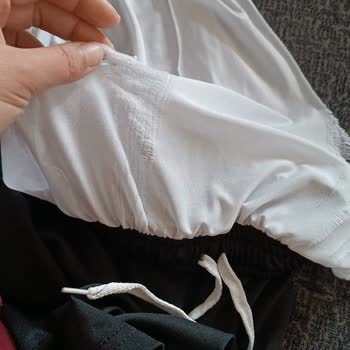 Bebek Kıyafetleri Yırtılıyor, Çamaşır Makinesi Ve Servis Çözüm Bulamıyor