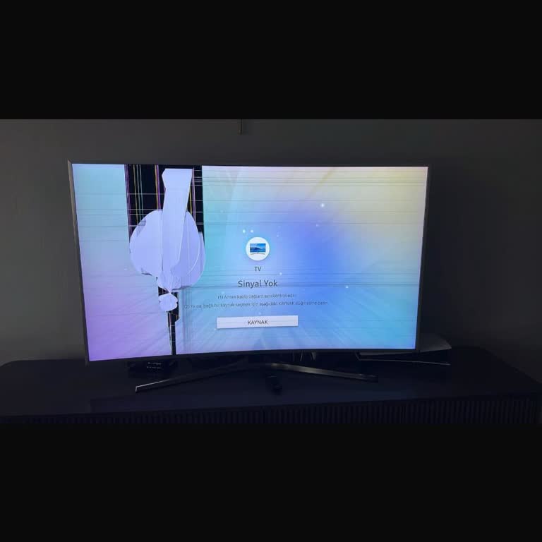 Samsung Curved TV Ekranı Temin Edilemediği İçin Uzun Süre Bekliyor