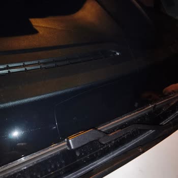 Montaj Hatası Nedeniyle Çatlayan Cam İçin Garanti Talebi