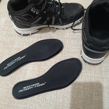 Skechers Ayakkabısının Hafızalı Tabanı Dengeyi Bozuyor Ve İnceleme Reddedildi