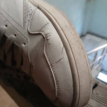 Puma Court Classic Bej Erkek Sneaker'de Açılma Ve Taban Çatlaması Garanti Reddi İtirazı