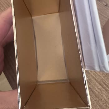 Gardrops'ta Orijinalliği Şüpheli Parfüm Ve İade Sürecindeki Engeller