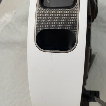 Servis Sonrası Robot Süpürge Üzerindeki Sürtme Lekeleri Ve Kendi Kendine Çalışması