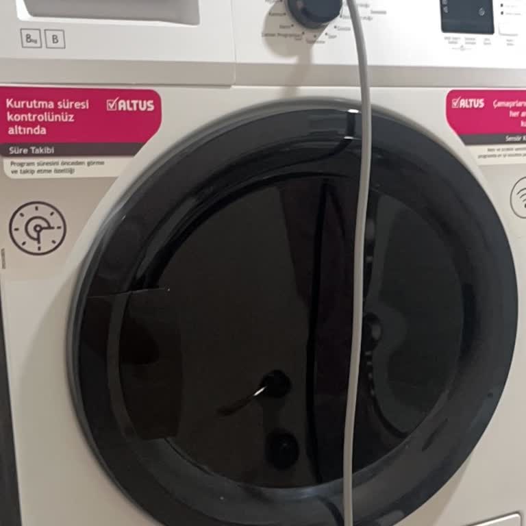 Kurutma Makinesinde Elektrik Arızası Prizden Ateş Çıktı Ve Şalter Attı