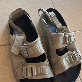 Şiddetli Ayak Yarası Yaratan Birkenstock Sandaleti İçin İade İsteği