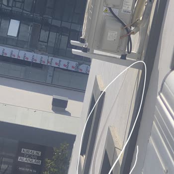 Samsung Servis Ekibi Davranışları Ve Hijyenik Olmayan İşçilik