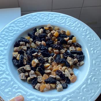 Görselleriyle Uyuşmayan Karışık Kuru Yemiş İçeriği