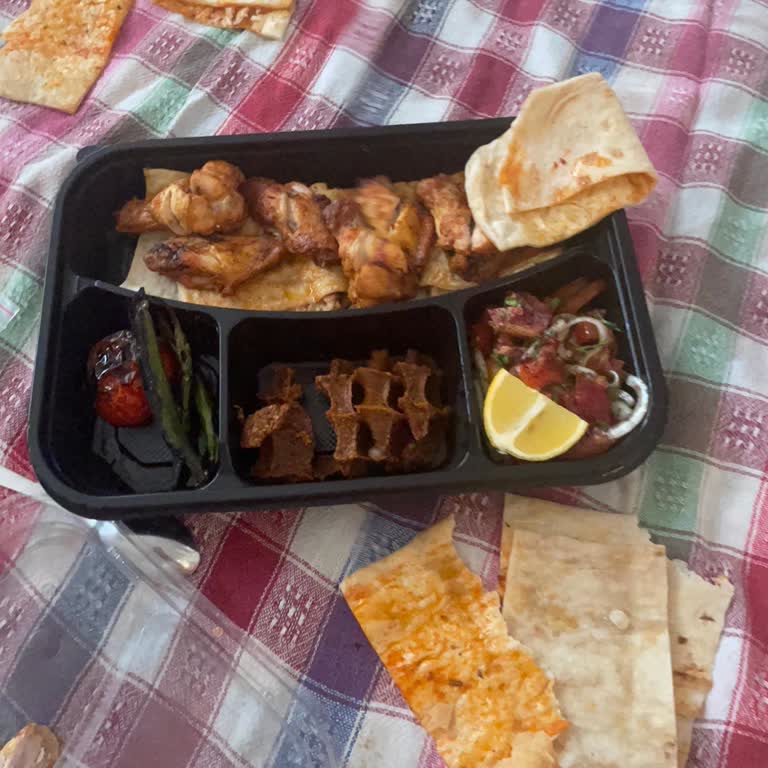 Mangal Ateşi Ocakbaşı Bulgur Pilavı Yerine Çiğköfte Gönderdi