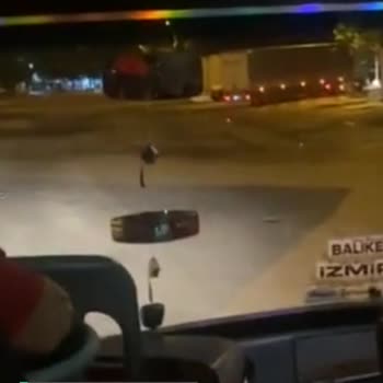 Star Batman Seyahat Durmaması Gereken Durakta Durma
