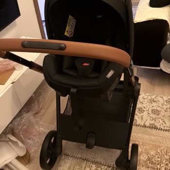 Yenidoğan İçin Güvensiz Bebek Arabası Ve Red Edilen İade Talebi