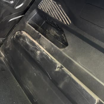 Opel Combo Bagajında Sürekli Toz Sorunu Ve Garanti Kapsamında Çözüm Talebi