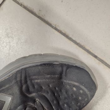 Kısa Sürede Yırtılan Hummel Ayakkabı İçin Garanti Reddi Ve Değişim Talebi