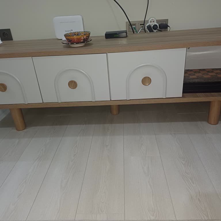 Modalife Mobilya’dan TV Ünitesi Eksik Parça Ve Yanlış Kapak Şikayeti