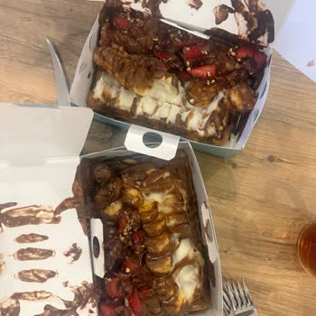 Dağılmış Waffle Siparişi Ve Cevapsız Müşteri Hizmeti