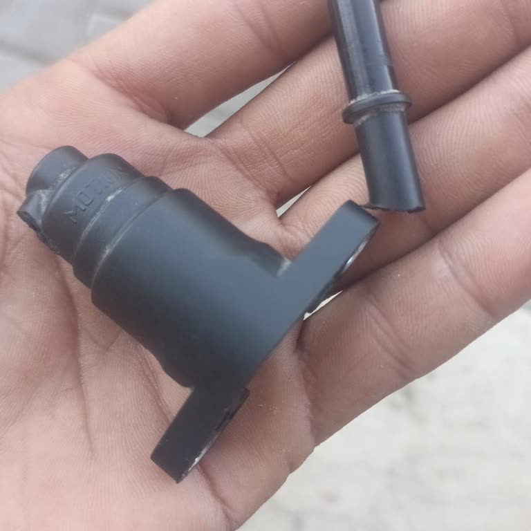 Garanti Kapsamındaki Enjektör Kapağı Arızası İçin Bayi Desteği Yok