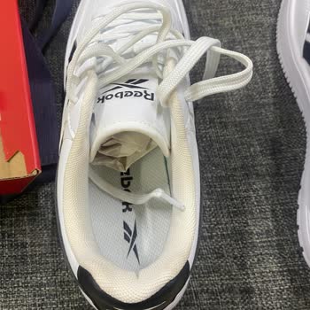 Kullanılmış Reebok Ayakkabı Gönderimi Ve İade Reddi