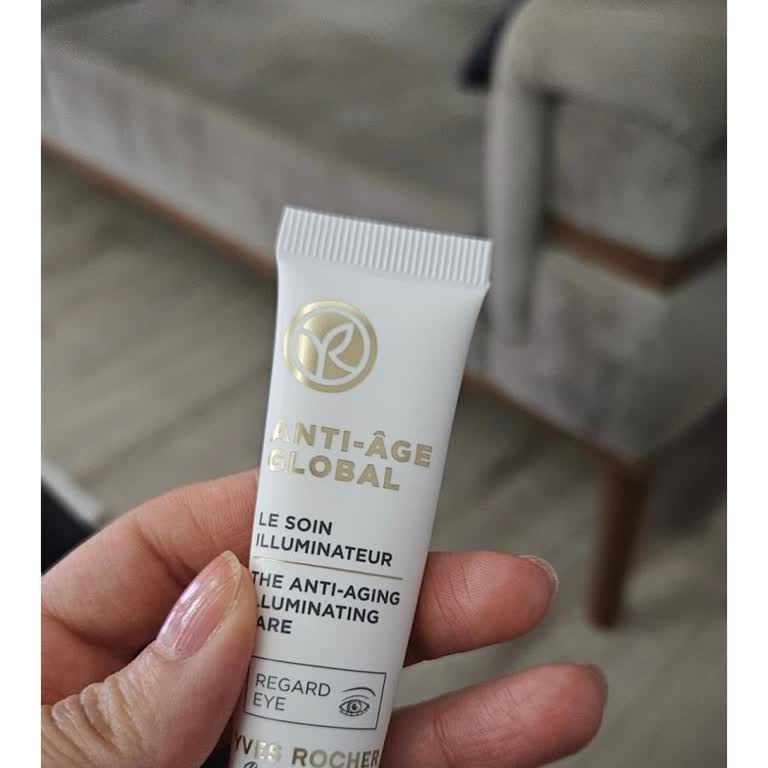 Yves Rocher Mağazasında Deneme Ürünü Ciddi Alerjik Reaksiyon