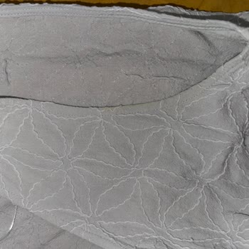 Deodorantlı Kıyafetlerde Sararma Ve Uyarı Eksikliği