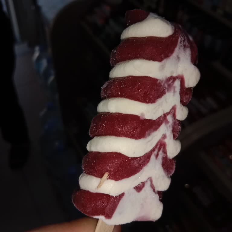 Algida Twister Dondurmasının İçinde Tahta Parçası Gıda Güvenliği Riski