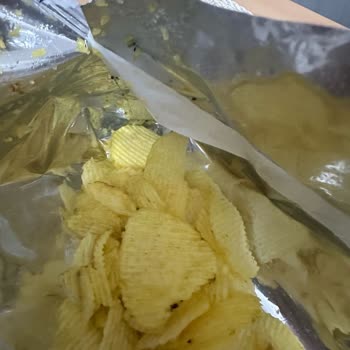 Paket İçinde Ölü Karıncalar Görülmesi Gıda Güvenliğini Tehdit Ediyor