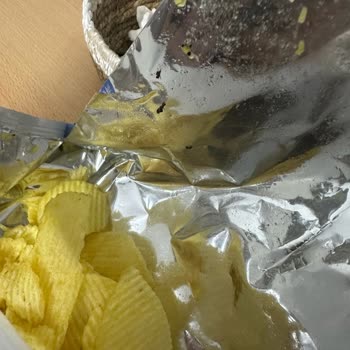 Paket İçinde Ölü Karıncalar Görülmesi Gıda Güvenliğini Tehdit Ediyor