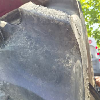 Lassa Traktör Lastiklerinde 6 Ayda Çatlak, Müşteri Hizmetleri Belirsiz