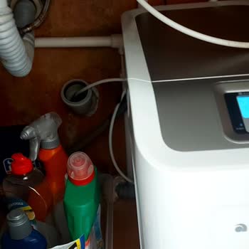 Servis Hatası Nedeniyle Mutfakta Su Baskını Ve Halı Zarar Gördü