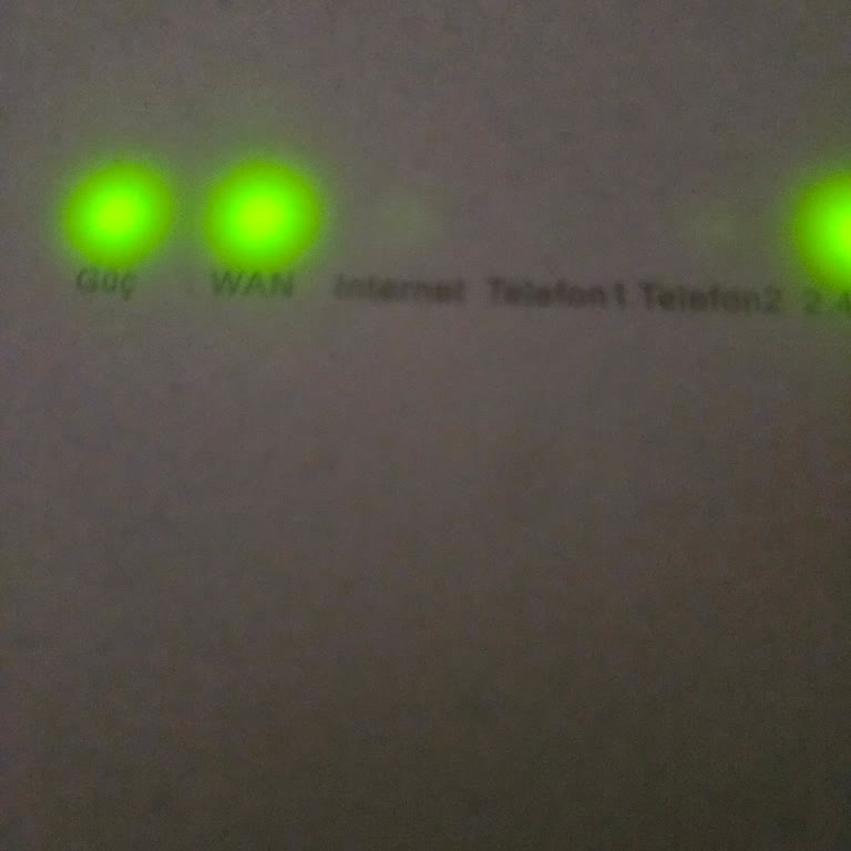 Türk Telekom Ev İnterneti Sürekli Kesik, Altyapı Çalışması Bahanesiyle Mağdur