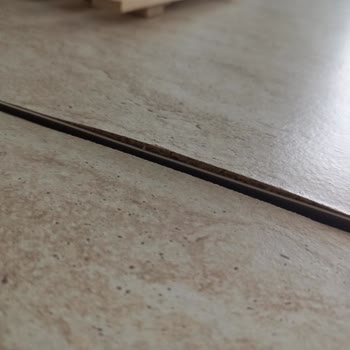 Ayıplı Masa Takımı Ve Yanıtsız Müşteri Hizmetleri