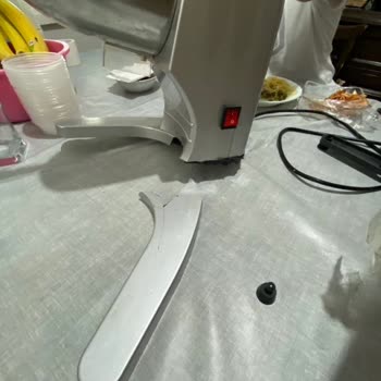 Dolap’tan Kargo Hasarı İçin Destek Bekleyen Satıcı