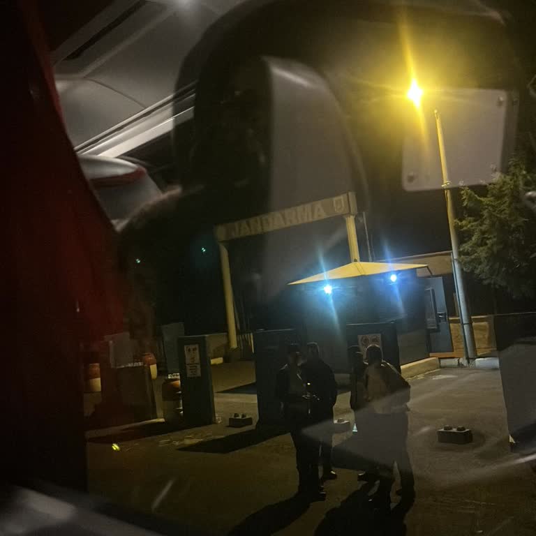 Muavinin Saygısız Tutumu Ve 1 Saatlik Gecikme Nedeniyle Bilet İadesi Talebi