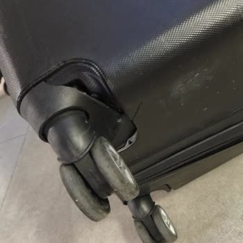 Sunexpress Uçuşunda Kırık Bavul Ve Haksız İade Talepleri
