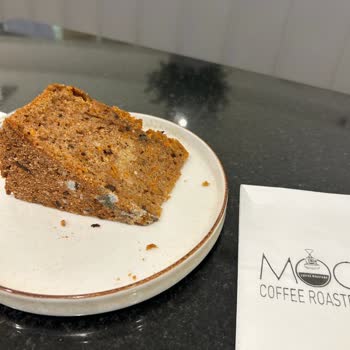 Moc Coffee Roastery Akmerkez Şubesinde Küflü Kek Ve Gıda Güvenliği İhlali