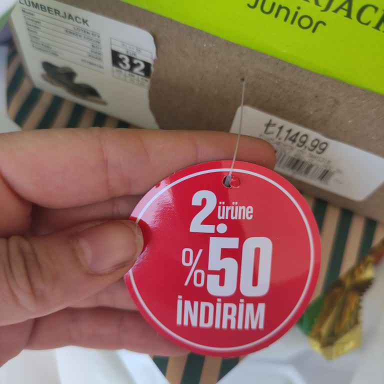 Kampanya Etiketlerinde Şartların Belirtilmemesi Müşteriyi Aldattı