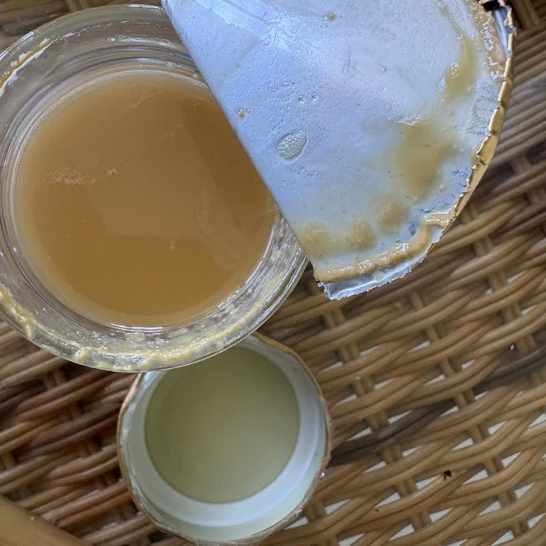 Zuber Fıstık Ezmesi Açık Kapak Ve Jelatinli Şekilde Teslim Edildi
