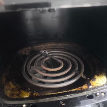 Garanti Süresinde Emaye Kaplaması Atan Airfryer İç Haznesi Ücretsiz Onarım Talebi