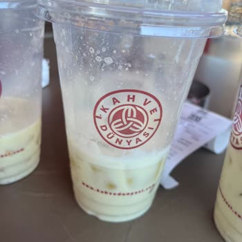 Kahve Dünyası Koçtaş Şubesinde Gofrik Latte Kalitesiz Ve Personel Saygısız
