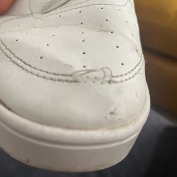 Puma Ayakkabısının Bir Ayda Yırtılması Ve Mağaza İhmaline Karşı İade Talebi