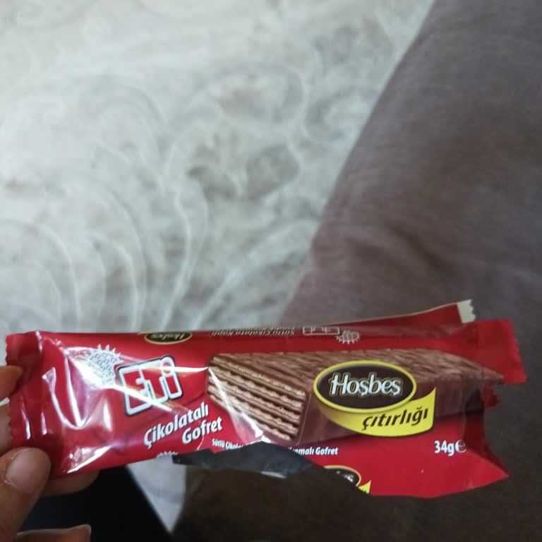 Tadı Bozuk Gofret, Para Boşa Gitti, Ürün Değişimi Talebi