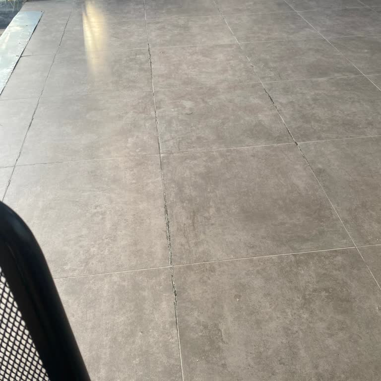 Akşehir Burger King Şubesinde Havalandırma Sorunu Ve Hijyen Eksikliği