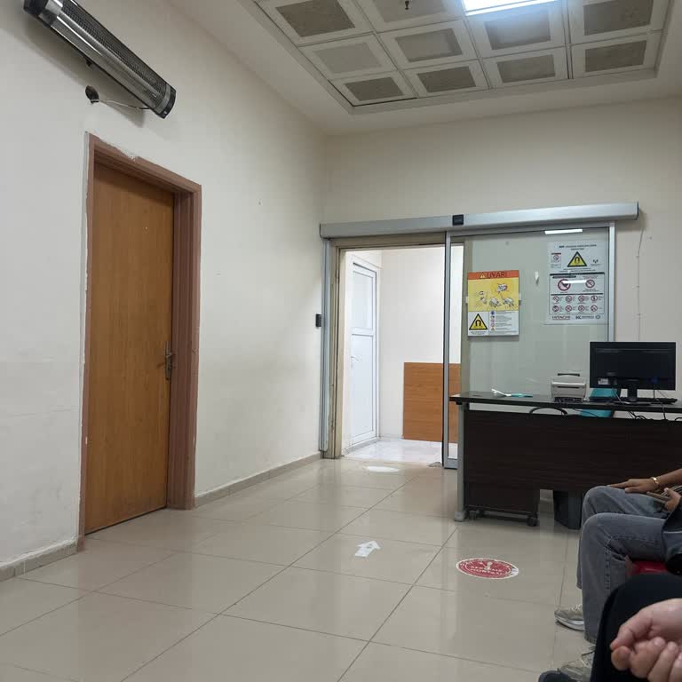 EMR Biriminde Kaba Ve Duyarsız Personel Davranışı