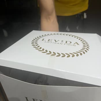 Hasarlı Pastanın Ücret İadesi Reddi