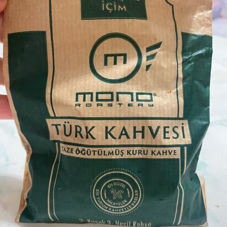 Mono Türk Kahvesinin Tuzlu Ve İçilemez Lezzeti