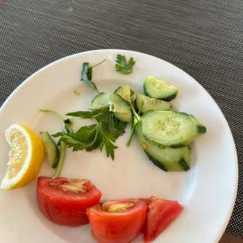 Selectum Hotels Sahte Rezervasyon ve Yetkililerin Yardım Etmemesi