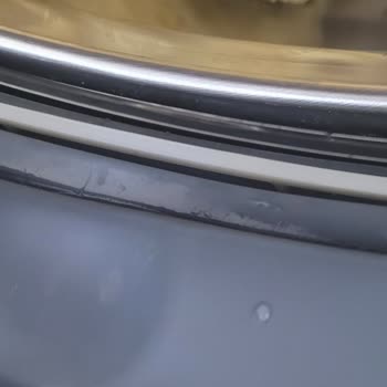 Beko Çamaşır Makinesi Çalışmıyor Ve Çamaşırlar Kötü Durumda Hemen Değişim Talebi