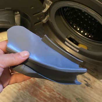 Samsun Çamaşır Makinesi Lastiği Yırtıldı Servis Kullanıcı Hatası Diyerek Ücret Talep Ediyor