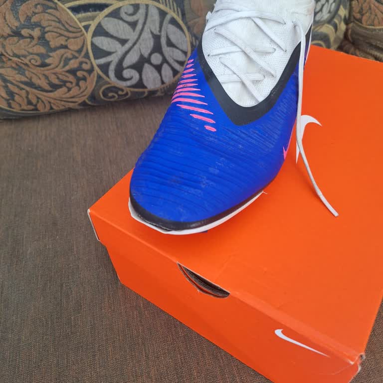 Nike Kramponunda 15 Günde Açılma Ve İade Talebi